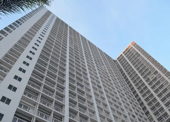 Jovic's At Breeze Residences. Apartment Manila